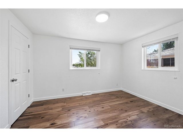 925 Kohl St, Broomfield, CO 80020