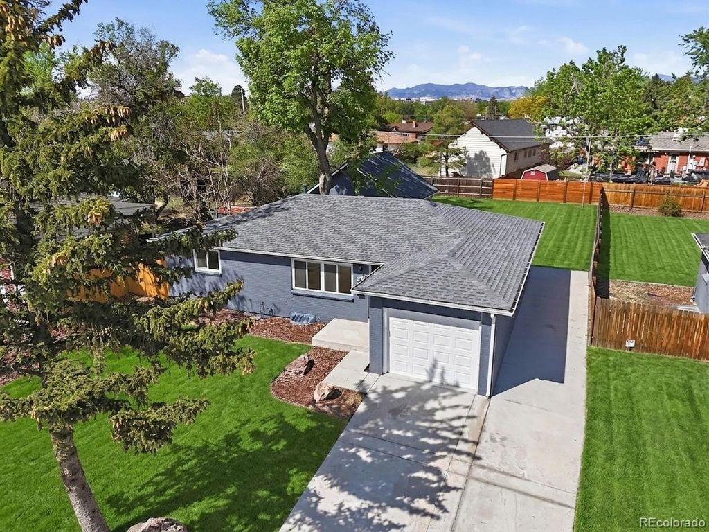 925 Kohl St, Broomfield, CO 80020