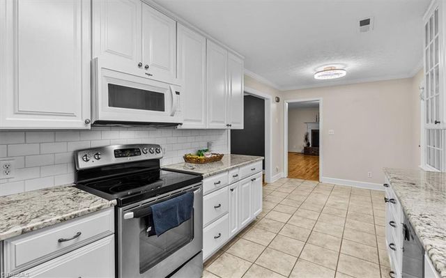 4705 Duffer Lane, Pfafftown, NC 27040