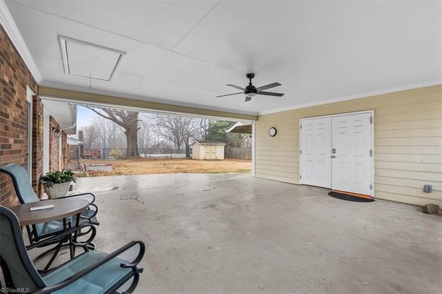 4705 Duffer Lane, Pfafftown, NC 27040