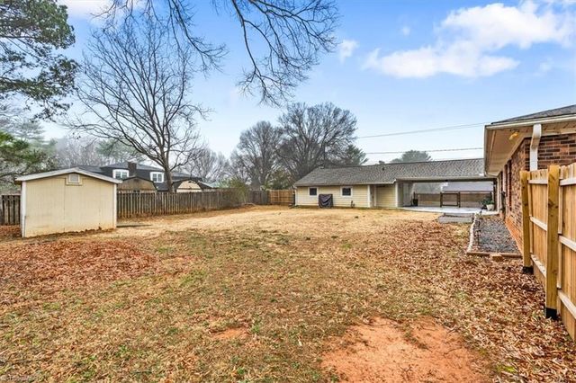 4705 Duffer Lane, Pfafftown, NC 27040