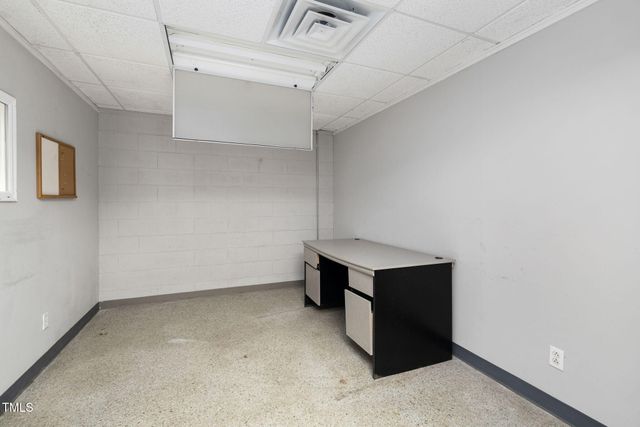 1652 Nc Hwy 125, Roanoke Rapids, NC 27870
