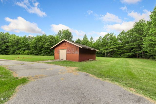 1652 Nc Hwy 125, Roanoke Rapids, NC 27870