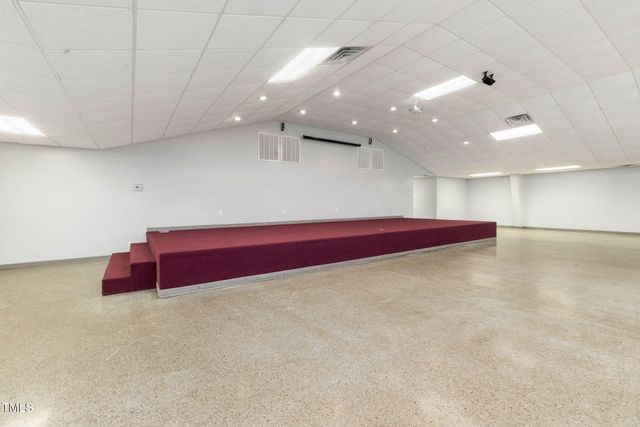 1652 Nc Hwy 125, Roanoke Rapids, NC 27870