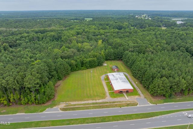 1652 Nc Hwy 125, Roanoke Rapids, NC 27870