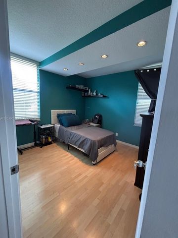 8411 Forest Hills Dr 308, Coral Springs, FL 33065