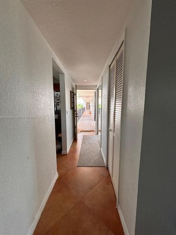 8411 Forest Hills Dr 308, Coral Springs, FL 33065