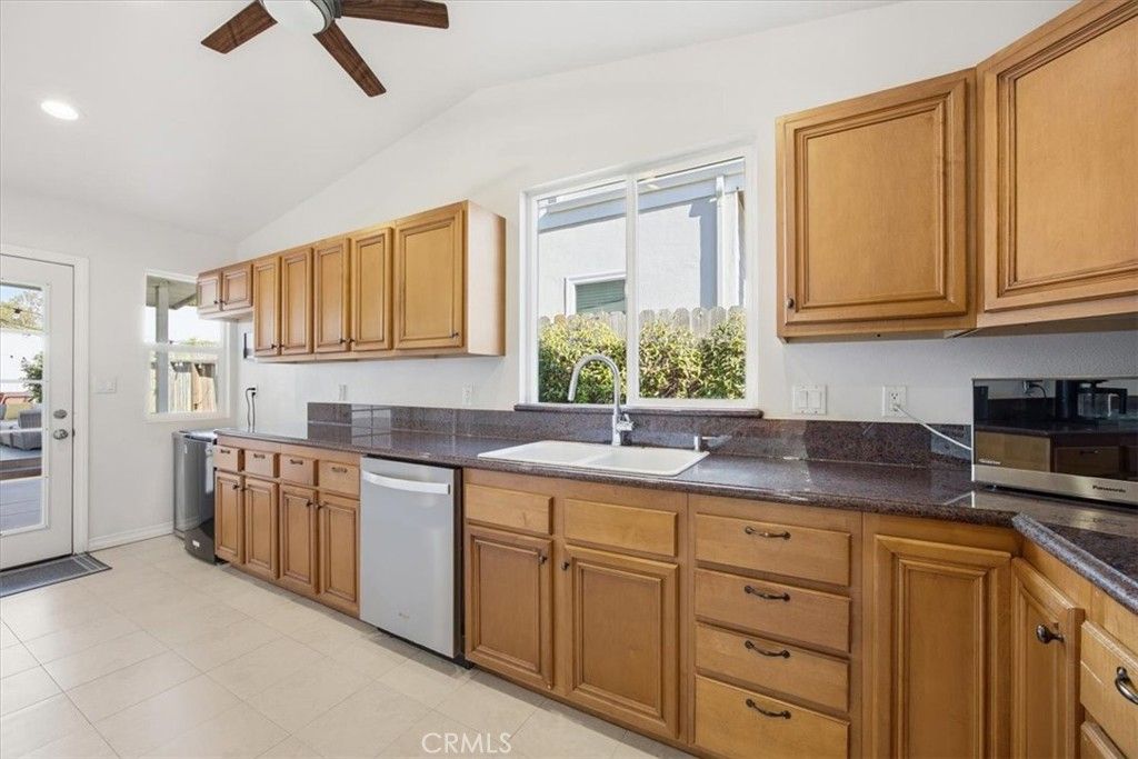 Image 12 of property listing at 5527 Norton, Torrance, CA 90503