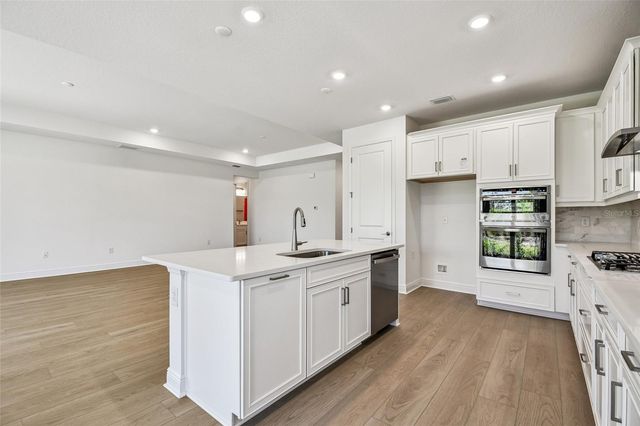 7574 SEAHAWK AVENUE, Sarasota, FL 34241