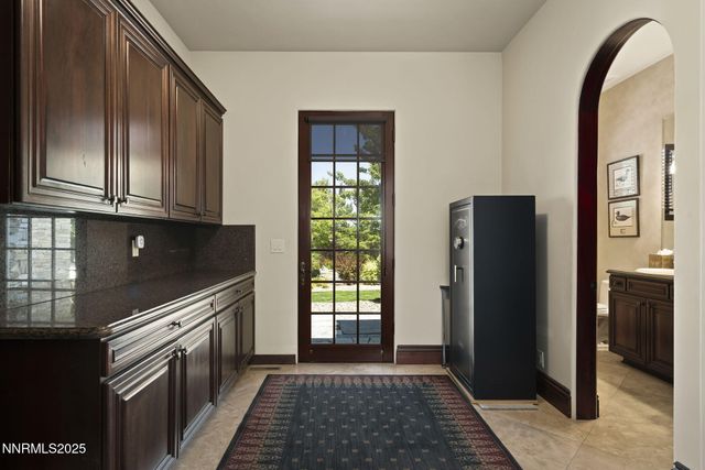 8741 Lakeside Drive, Reno, NV 89511