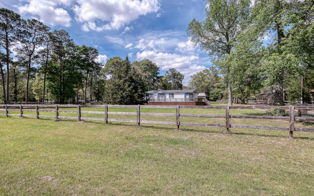 24430 Oak Hollow Boulevard, Hockley, TX 77447