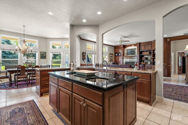 3236 S Kingsbury Way, Eagle, ID 83616