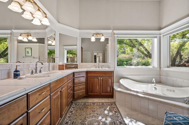 3236 S Kingsbury Way, Eagle, ID 83616