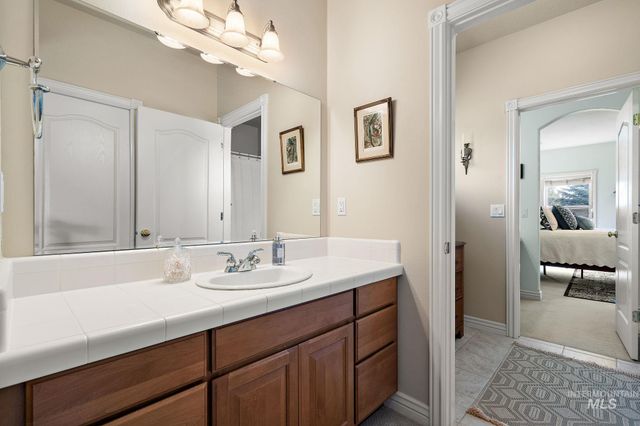 3236 S Kingsbury Way, Eagle, ID 83616