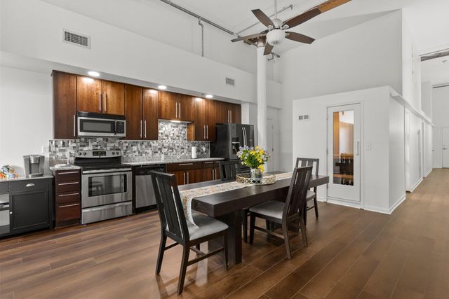 78 E Chestnut Street, 107, Columbus, OH 43215