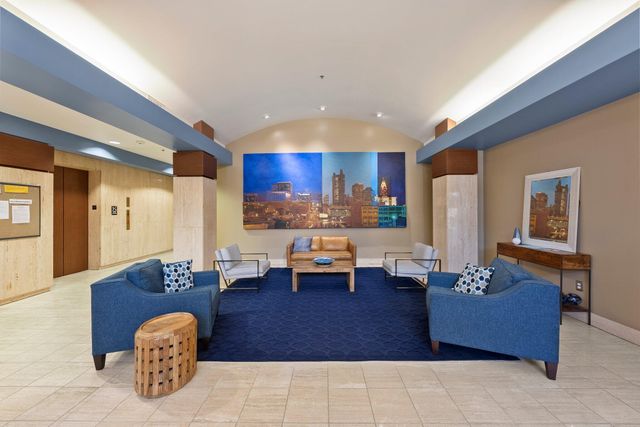 78 E Chestnut Street, 107, Columbus, OH 43215