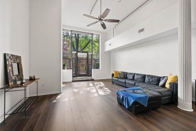 78 E Chestnut Street, 107, Columbus, OH 43215