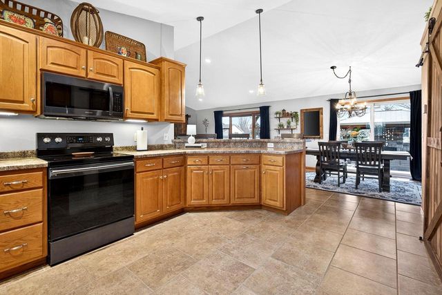 1503 NORTH STAR COURT, New London, WI 54961