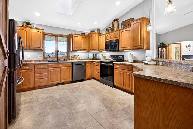 1503 NORTH STAR COURT, New London, WI 54961