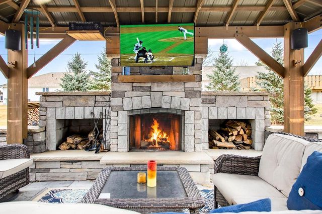 1503 NORTH STAR COURT, New London, WI 54961