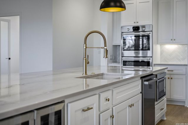 1552 Vintage Way, New Braunfels, TX 78132