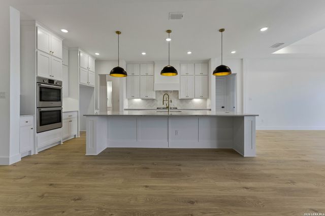 1552 Vintage Way, New Braunfels, TX 78132