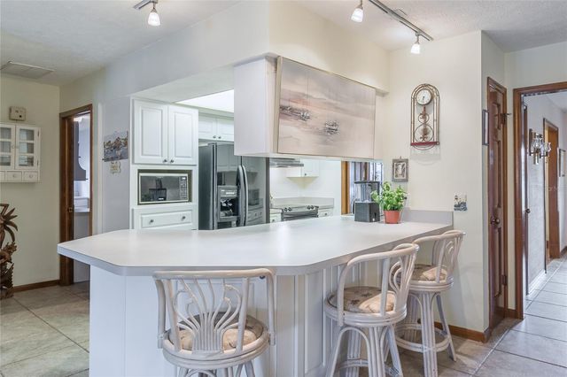 6104 SCHOONER WAY, Tampa, FL 33615