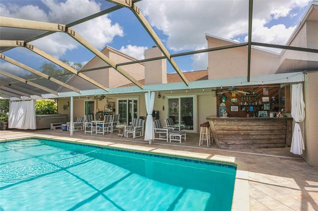 6104 SCHOONER WAY, Tampa, FL 33615