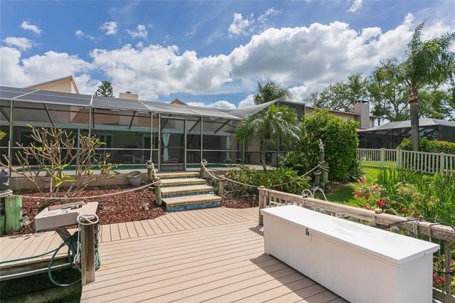 6104 SCHOONER WAY, Tampa, FL 33615