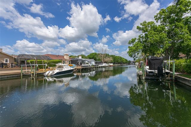 6104 SCHOONER WAY, Tampa, FL 33615