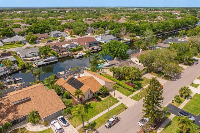 6104 SCHOONER WAY, Tampa, FL 33615