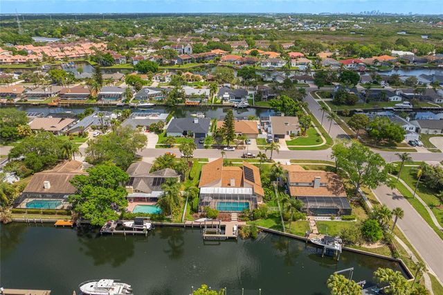 6104 SCHOONER WAY, Tampa, FL 33615