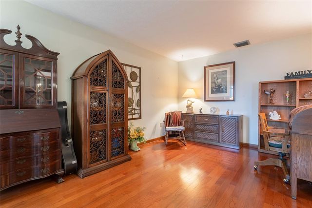 6104 SCHOONER WAY, Tampa, FL 33615