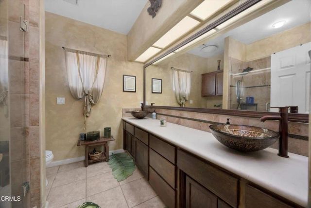 5705 Valley Street, Bakersfield, CA 93306