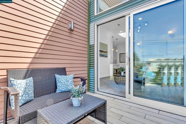 410 Webster St 5, Oakland, CA 94607