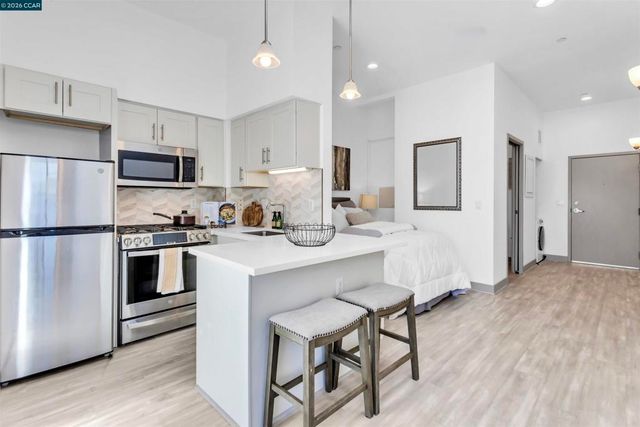 410 Webster St 5, Oakland, CA 94607