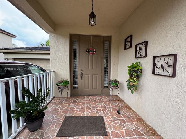 20233 SW 128th Pl, Miami, FL 33177