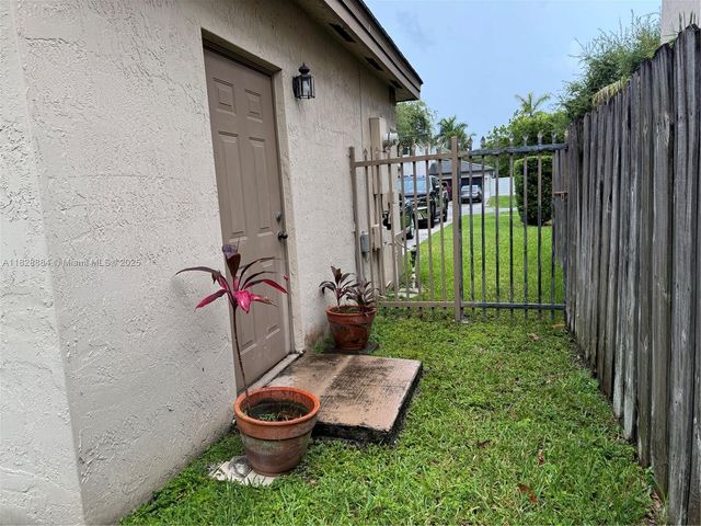 20233 SW 128th Pl, Miami, FL 33177