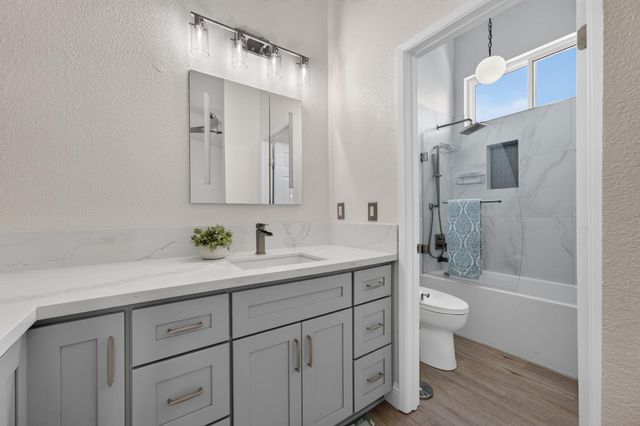 4617 Satinwood Way, Sacramento, CA 95842