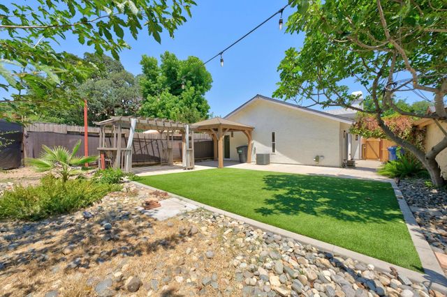4617 Satinwood Way, Sacramento, CA 95842