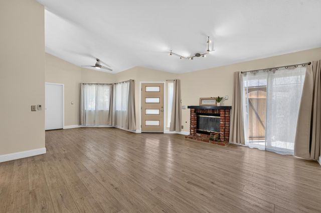 4617 Satinwood Way, Sacramento, CA 95842