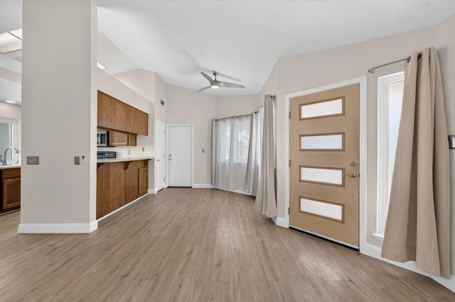 4617 Satinwood Way, Sacramento, CA 95842