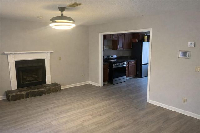 3215 Pond Ridge Trail, Snellville, GA 30078