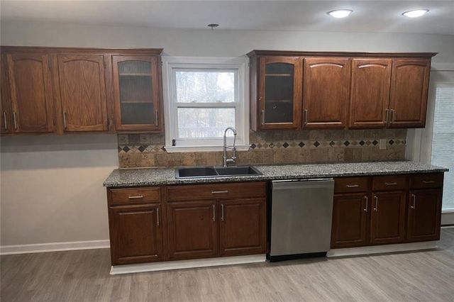 3215 Pond Ridge Trail, Snellville, GA 30078