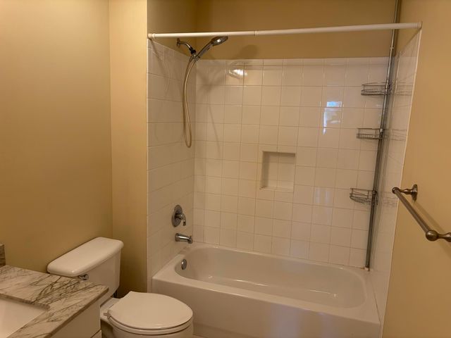 27 Royal Palm Way 304, Boca Raton, FL 33432