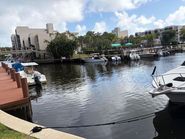 27 Royal Palm Way 304, Boca Raton, FL 33432