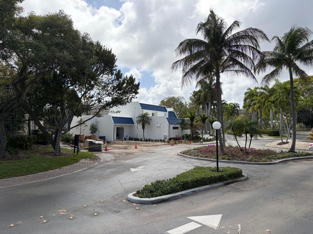 27 Royal Palm Way 304, Boca Raton, FL 33432