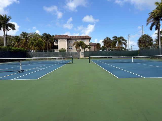 27 Royal Palm Way 304, Boca Raton, FL 33432