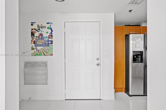 6362 Collins Ave 517, Miami Beach, FL 33141