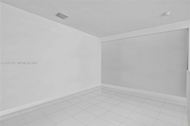 6362 Collins Ave 517, Miami Beach, FL 33141